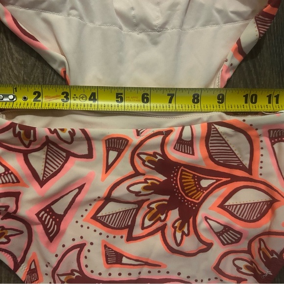 Aerie M NWOT (plastic liner still on-never even tried on) beautiful 1 piece - Picture 12 of 14